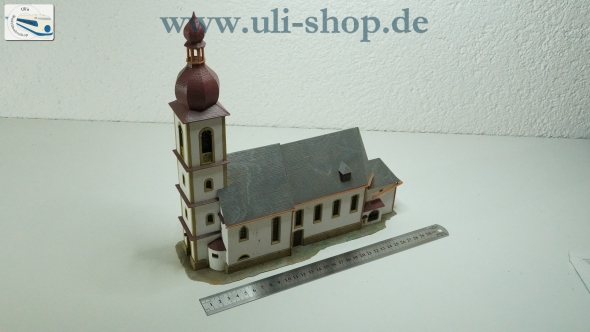 N Modellhaus (Nr. 0158) Kirche bespielt